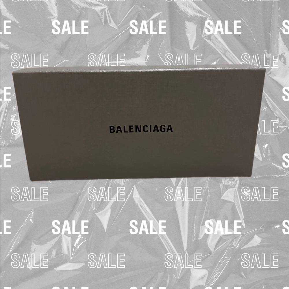Gently Worn Balenciaga Pool Slide Rubber Logo Slip On Beige/ Black C 37 / US 6.5 - Picture 11 of 11